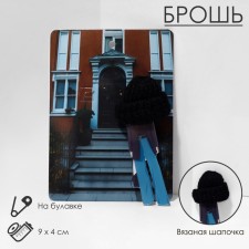 Brooch 
