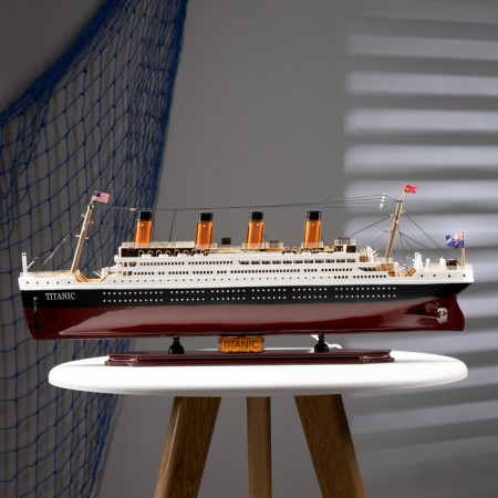 Sugrian ship "Titanic" 60*23*7cm