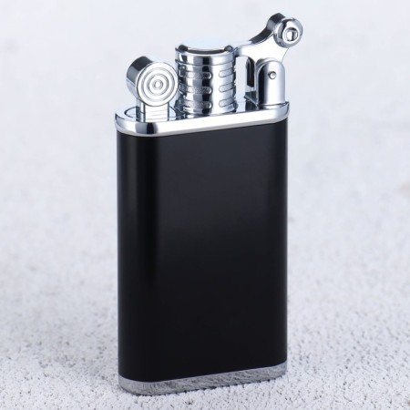 Gas lighter "Smoke", 3.5 x 7 cm.-2