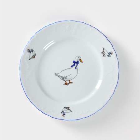 The plate "Rococo. Geese ", d = 25 cm, white, porcelain, mix