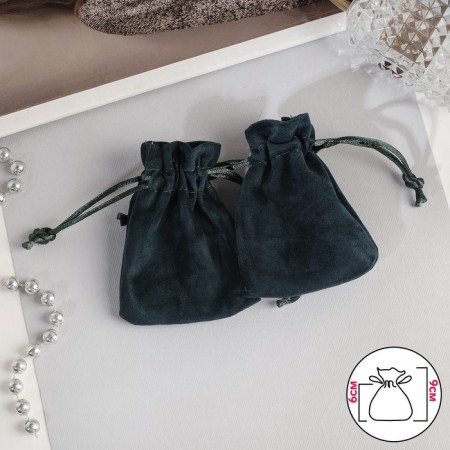 Velvet bag "Classics", 7 × 9 cm, emerald color