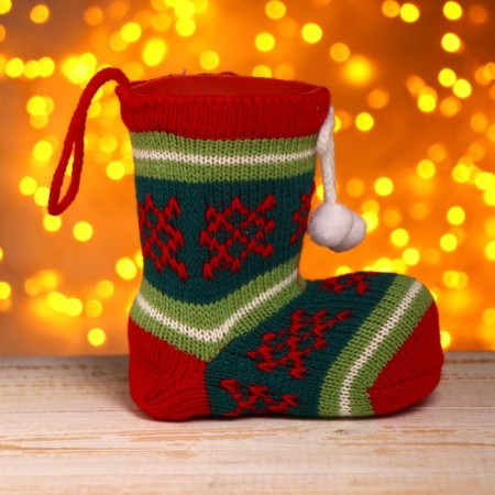 Gift packaging "Boot", knitted toe, with pompons-1