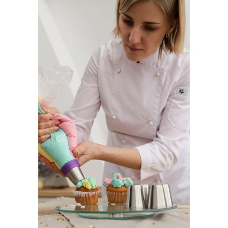 Confectionery set 12 items: 8 nozzles d = 3.7 cm, adapter d = 4 cm, 3 bag 22 × 32 cm, mix nozzles-15
