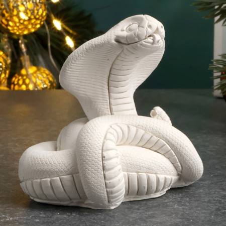 Figure for coloring "Cobra", 6x7x5cm