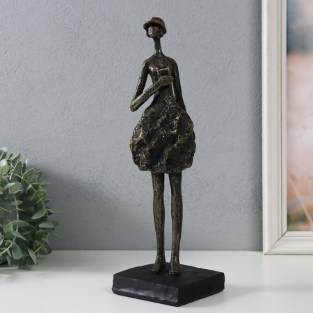 Polystone souvenir "Girl in a hat" for metal 9.4x9x31.7 cm
