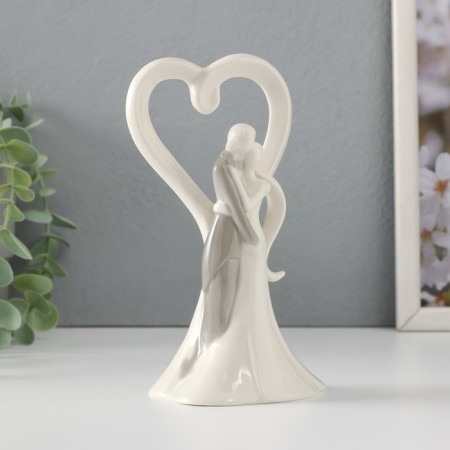 Souvenir Ceramics "Abstraction. Lovers, hugs in a large heart" 8.5x7.4x16 cm-3