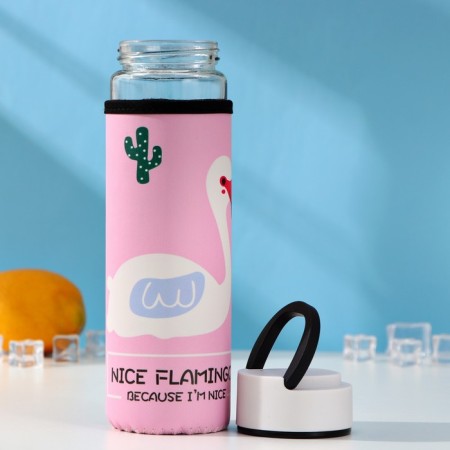 A glass bottle with a handle in a flamingos cover, 500 ml, h = 23.5 cm, Mix drawing-1
