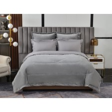 A set with a blanket of the duet 