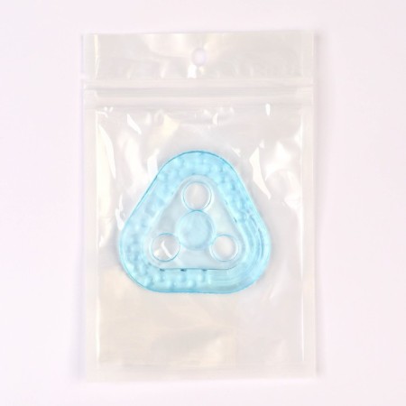 Silicon “Triangle” teething, mix color, crush me-4