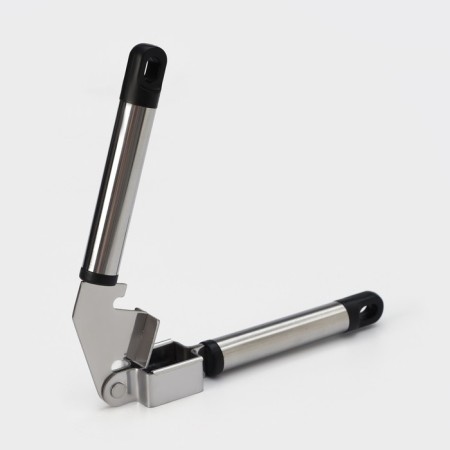 The press for garlic shares "Assistant", 18 cm, black color, silver color-2