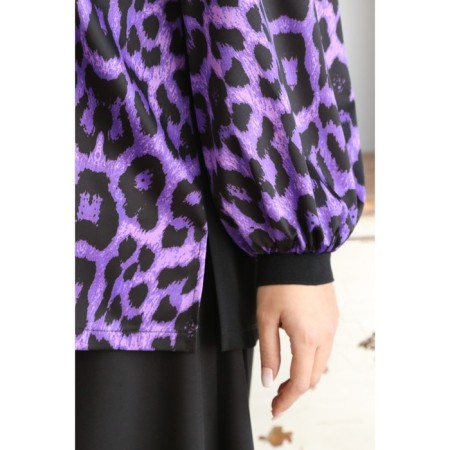 Female blouse, size 52-2