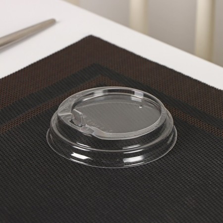 A plastic disposable lid for a glass, with a nose, d = 8 cm, the color is transparent-1
