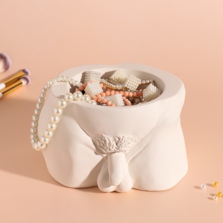 Interior item "Dignity" height 10 cm, width 17 cm white-1