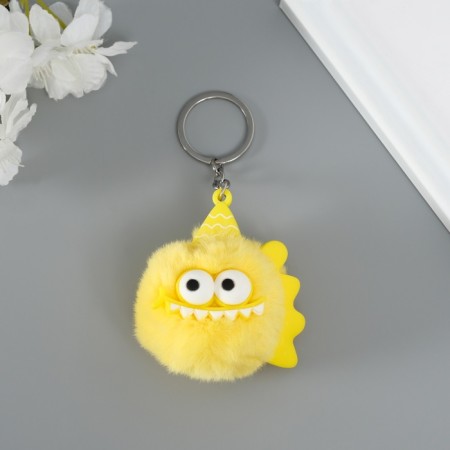 Fluffy on the ring "Piranha" yellow 7.5x7x6 cm-1