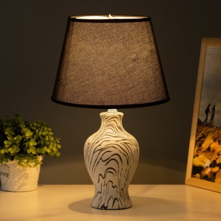 Board lamp "Vlasta" E14 40W White-black 23x23x36 cm Risalux-1