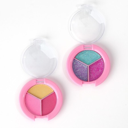 A set of children's cosmetics in the Single -Owing suitcase-11