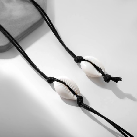 Beads "sea" of shells, black-beige color, 75 cm-1