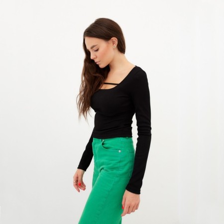 Female jumper with a neckline Mist, p. 48-50, black-1