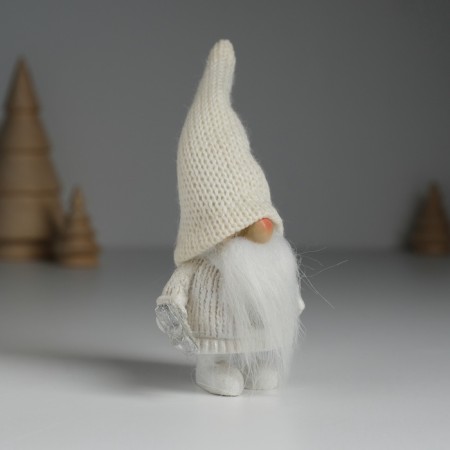 Suvenir Polystone "Santa Claus in a white knitted cap, with a silver star" 5x3.5x13 cm 10326-1