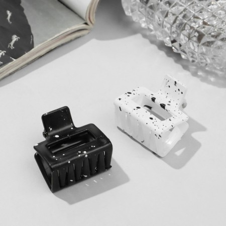 Hair crab "Florence" 3 cm, black white mix-1