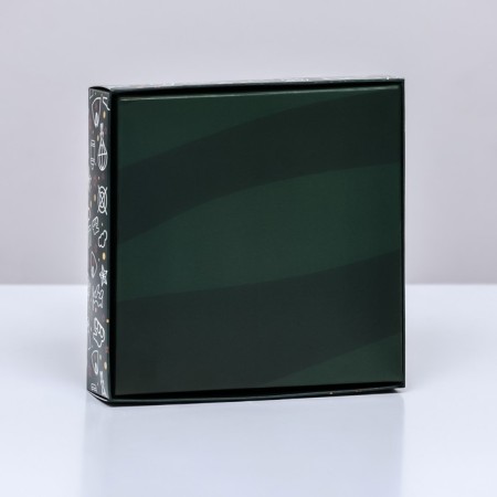 Box for 4 sweets, "February 23" 12.6 x 12.6 x 3.5 cm-1