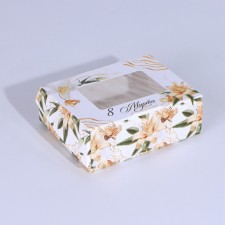Confectionery packaging, a box with lamination 