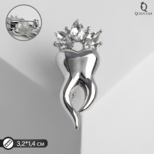Brooch 