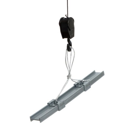 The radio -controlled “construction” crane, a mobile arrow, works from the battery-4