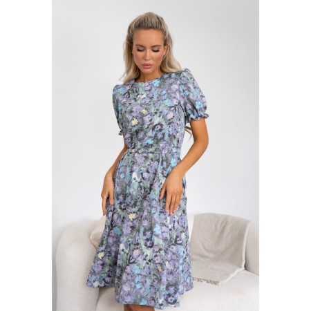 Women's dress, size 42-3