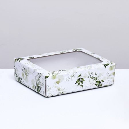 Box cover is “green plants”, with a window, 18 x 15 x 5 cm