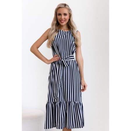 Women's dress, size 42-3