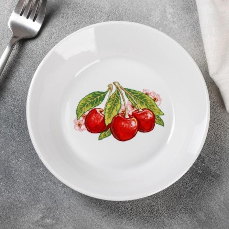 Porcelain plate "Cherry", D = 14 cm