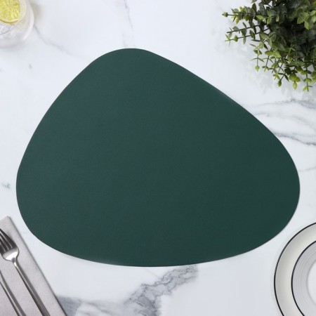 Serving napkin on the TEM table, 44 × 35.5 cm, green color-2