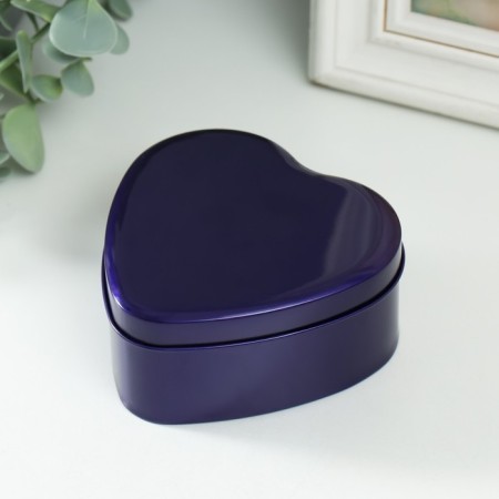 Casket Metal for a candle "Heart. Metallic" Violet 9.5x9x4.5 cm-1
