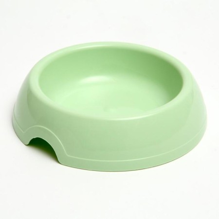 A bowl for cats and dogs 14.5 x 3 cm, 0.2 l, light green