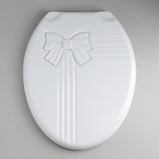 The toilet seat with the Comfort luxury lid, 44.5 × 37 cm, white color