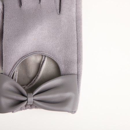 Gloves are female, dimensionless, without insulation, color gray color-3