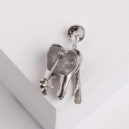 Brooch "Tooth with a mirror", white color in silver-2