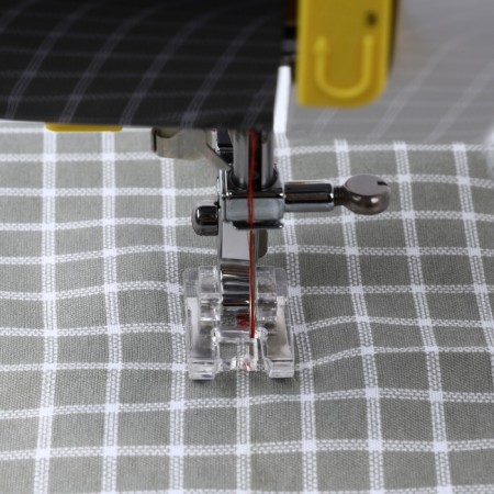 Feet for sewing machines, for decorative lines-3