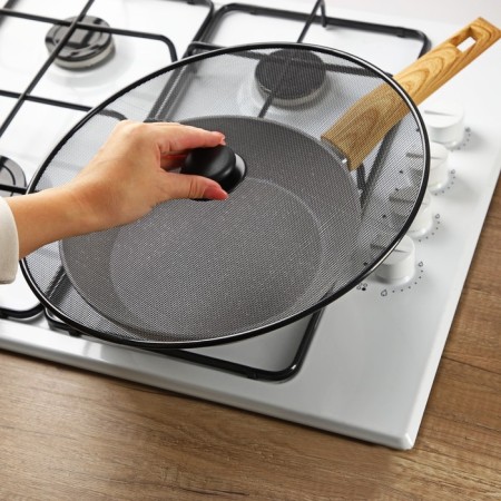 Lid from splashes of the share, d = 33 cm-2
