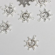 Metal decor 
