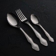 A set of cutlery 