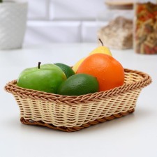 Basket for fruits and bread of the milking 