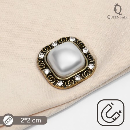 Magnet for a scarf "Pearl" Square, white color in black gold