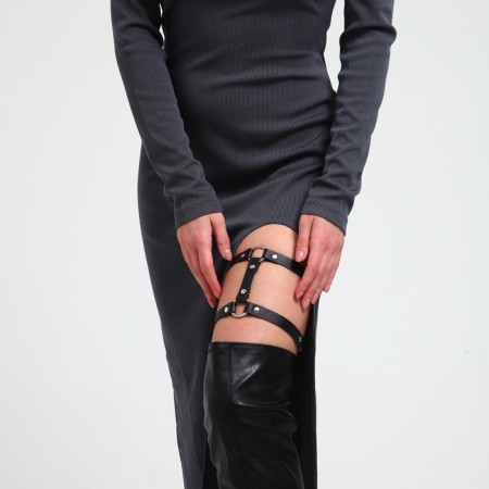 Drinking on the leg, black color-2