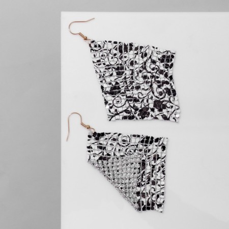 Hanging "rhombus" chain mail, floral ornament, white-black color, 9 cm-1