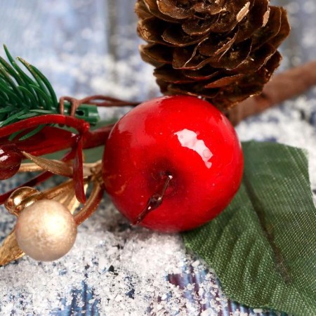 Decor "Winter charm" berry berries leaves, 14 cm-1