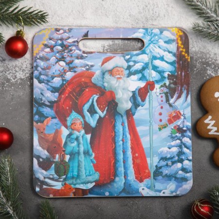 Board cutting shade "Santa Claus in the forest"