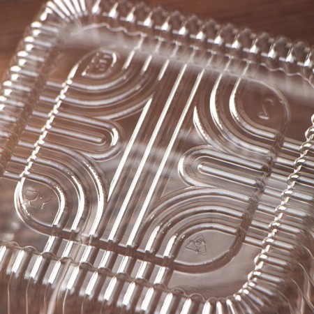 A plastic disposable plastic container with an insoluble lid pr-k-9 (m), 350 ml, transparent 13 × 13 × 7.8 cm, 550 pcs/units-2