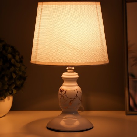 Dorofai table lamp E27 40W white-gold 18x18x29 cm-1